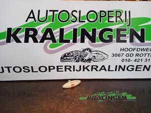 Gebruikte Knipperlicht Scherm rechts-voor Toyota Yaris (P1) 1.3 16V VVT-i Prijs € 19,99 Margeregeling aangeboden door Autosloperij Kralingen B.V.