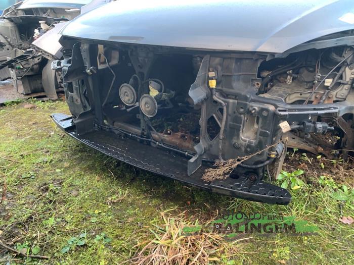 Gebruikte Frontpaneel Hyundai i30 Crosswagon (WWH) 1.6 CVVT 16V Prijs € 99,99 Margeregeling aangeboden door Autosloperij Kralingen B.V.