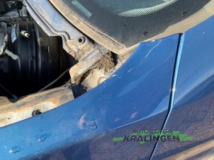 Gebruikte Voorscherm links BMW X5 (E53) 3.0 24V Prijs € 75,00 Margeregeling aangeboden door Autosloperij Kralingen B.V.