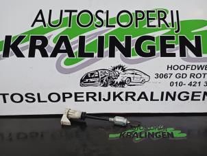 Gebruikte Motorkap Slotmechaniek Ford Focus C-Max 1.8 16V Prijs € 99,99 Margeregeling aangeboden door Autosloperij Kralingen B.V.