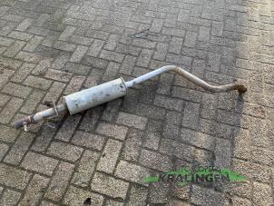 Gebruikte Uitlaat Middendemper Toyota Yaris Verso (P2) 1.5 16V Prijs € 49,99 Margeregeling aangeboden door Autosloperij Kralingen B.V.