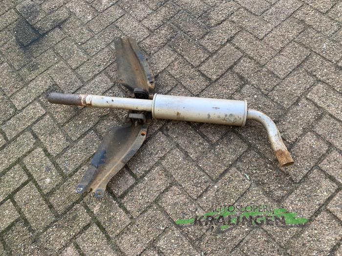 Gebruikte Uitlaat Middendemper Volkswagen Golf IV (1J1) 1.6 Prijs € 25,00 Margeregeling aangeboden door Autosloperij Kralingen B.V.