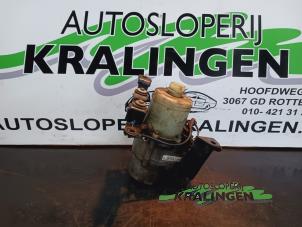 Gebruikte Pomp Servo Seat Ibiza III (6L1) 1.4 16V 75 Prijs € 124,99 Margeregeling aangeboden door Autosloperij Kralingen B.V.