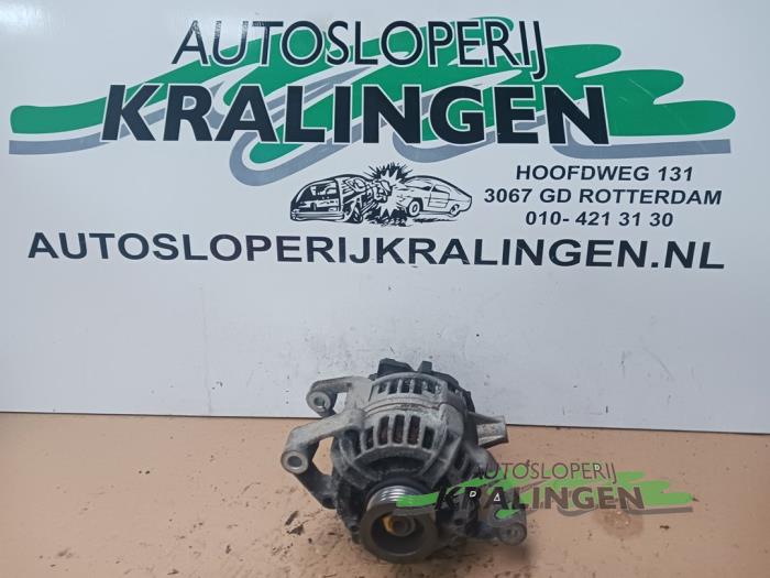 Gebruikte Dynamo Opel Corsa C (F08/68) 1.2 16V Prijs € 24,99 Margeregeling aangeboden door Autosloperij Kralingen B.V.