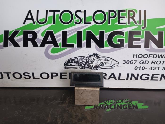 Gebruikte Display Interieur Volvo S40 (MS) 1.8 16V Prijs € 24,99 Margeregeling aangeboden door Autosloperij Kralingen B.V.