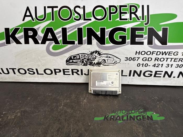 Computer Motormanagement van een BMW 3 serie (E46/4) 320i 24V 2002