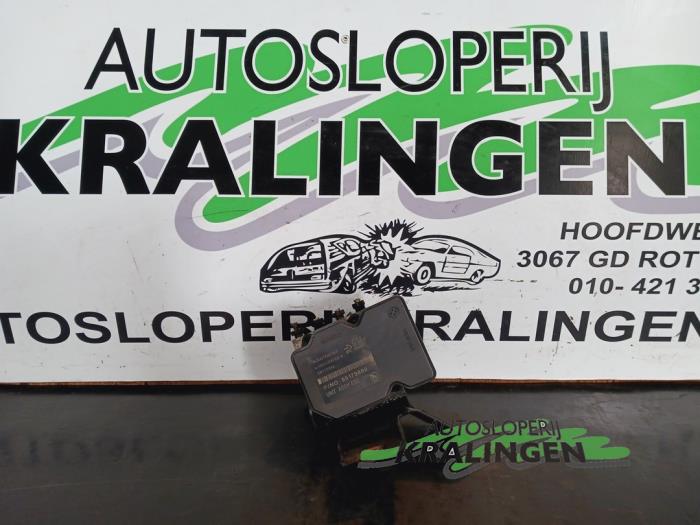 Gebruikte ABS Pomp Chevrolet Aveo (300) 1.3 D 16V Prijs € 59,98 Margeregeling aangeboden door Autosloperij Kralingen B.V.