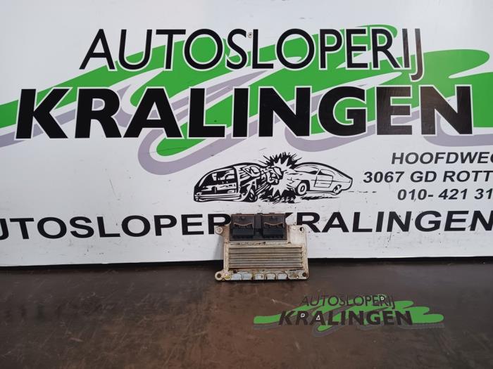 Gebruikte Computer Motormanagement Renault Twingo (C06) 1.2 16V Prijs € 49,99 Margeregeling aangeboden door Autosloperij Kralingen B.V.