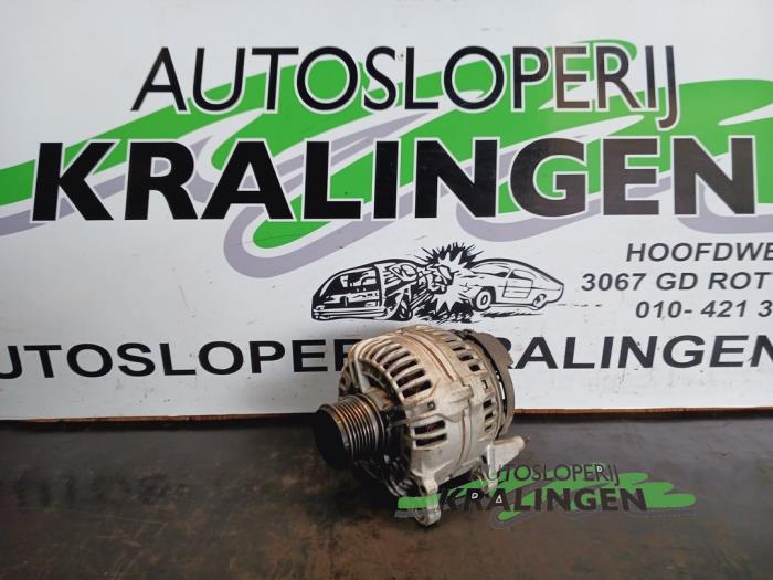 Gebruikte Dynamo Seat Leon (1P1) 2.0 TFSI 16V Prijs € 50,00 Margeregeling aangeboden door Autosloperij Kralingen B.V.