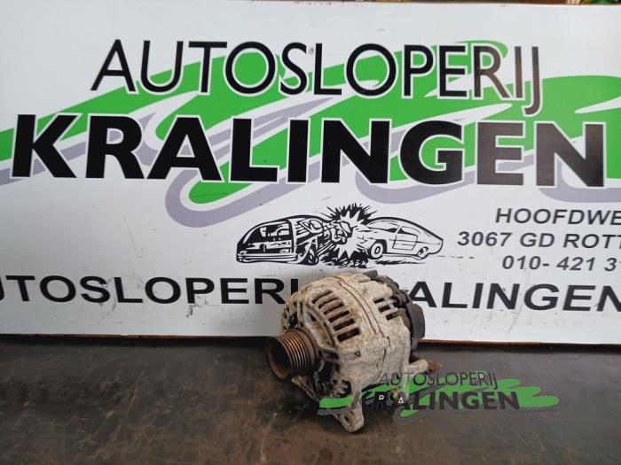 Gebruikte Dynamo Skoda Fabia (6Y5) 1.4i 16V Prijs € 24,99 Margeregeling aangeboden door Autosloperij Kralingen B.V.