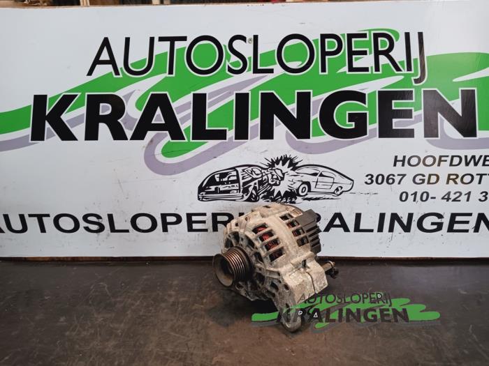 Gebruikte Dynamo Skoda Fabia (6Y5) 1.4i 16V Prijs € 49,99 Margeregeling aangeboden door Autosloperij Kralingen B.V.