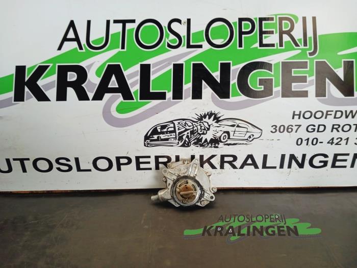 Gebruikte Vacuumpomp (Benzine) BMW 3 serie (E90) 318i 16V Prijs op aanvraag aangeboden door Autosloperij Kralingen B.V.