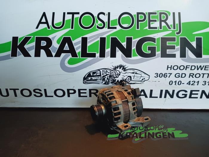 Gebruikte Dynamo Volvo V70 (BW) 2.4 D 20V Prijs op aanvraag aangeboden door Autosloperij Kralingen B.V.