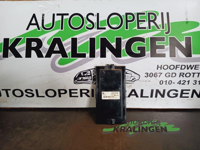 Gebruikte Computer Verlichting BMW 3 serie (E90) 325i 24V Prijs € 49,99 Margeregeling aangeboden door Autosloperij Kralingen B.V.