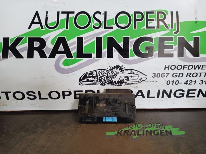 Gebruikte Module Bodycontrol BMW 3 serie (E90) 325i 24V Prijs € 44,99 Margeregeling aangeboden door Autosloperij Kralingen B.V.
