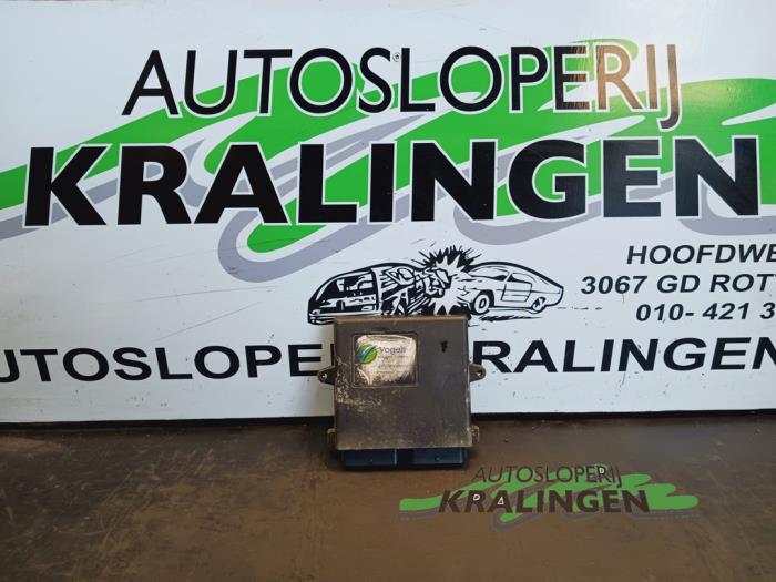 Gebruikte Module LPG Mercedes CLS (C219) 350 3.5 V6 18V Prijs € 99,99 Margeregeling aangeboden door Autosloperij Kralingen B.V.