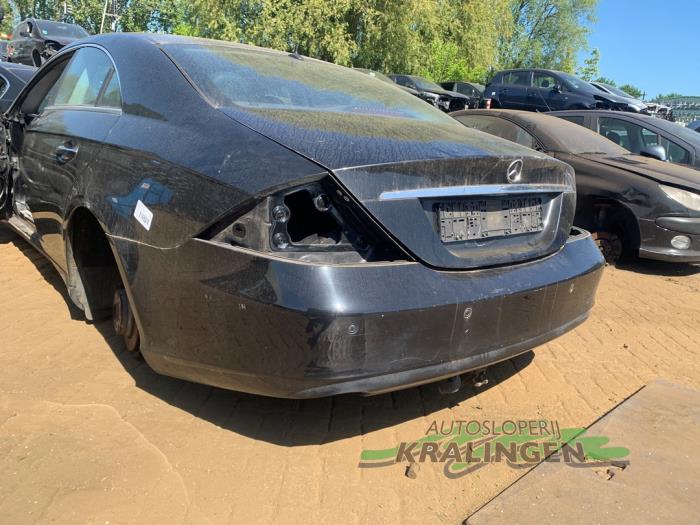 Gebruikte Bumper achter Mercedes CLS (C219) 350 3.5 V6 18V Prijs € 249,99 Margeregeling aangeboden door Autosloperij Kralingen B.V.