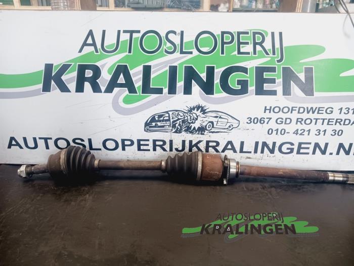Gebruikte Aandrijfas rechts-voor Fiat Bravo (198A) 1.9 JTD Multijet Prijs op aanvraag aangeboden door Autosloperij Kralingen B.V.