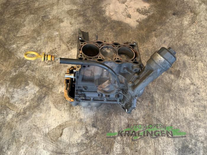 Gebruikte Draaiend Gedeelte motor Opel Agila (A) 1.0 12V Twin Port Prijs € 249,98 Margeregeling aangeboden door Autosloperij Kralingen B.V.