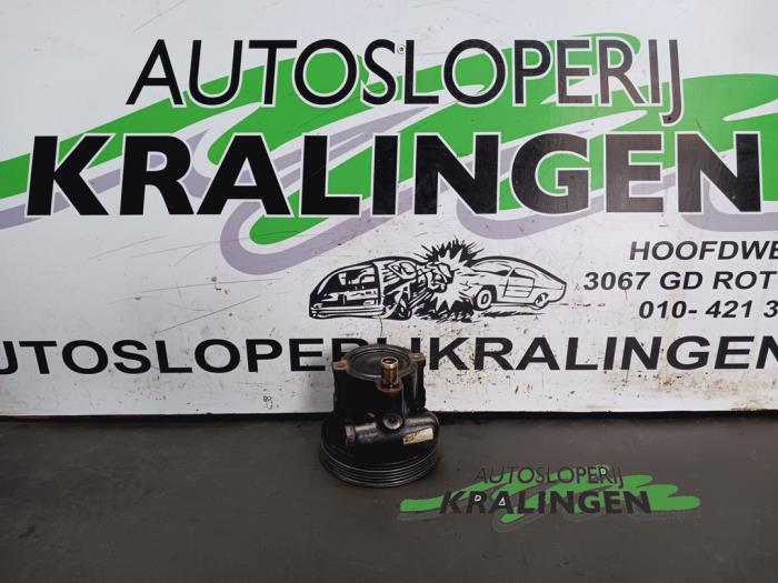 Gebruikte Servopomp Renault Kangoo (KC) 1.4 Prijs € 24,98 Margeregeling aangeboden door Autosloperij Kralingen B.V.