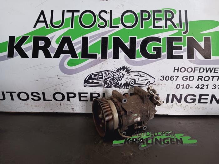 Gebruikte Aircopomp Renault Clio III (BR/CR) 1.2 16V TCe 100 Prijs € 8,99 Margeregeling aangeboden door Autosloperij Kralingen B.V.