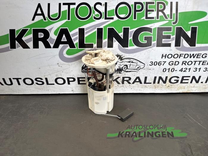 Gebruikte Benzinepomp Fiat 500 (312) 1.4 16V Prijs € 34,99 Margeregeling aangeboden door Autosloperij Kralingen B.V.