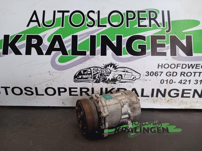 Gebruikte Aircopomp Volkswagen Golf IV (1J1) 2.3 V5 GTI Prijs € 19,97 Margeregeling aangeboden door Autosloperij Kralingen B.V.