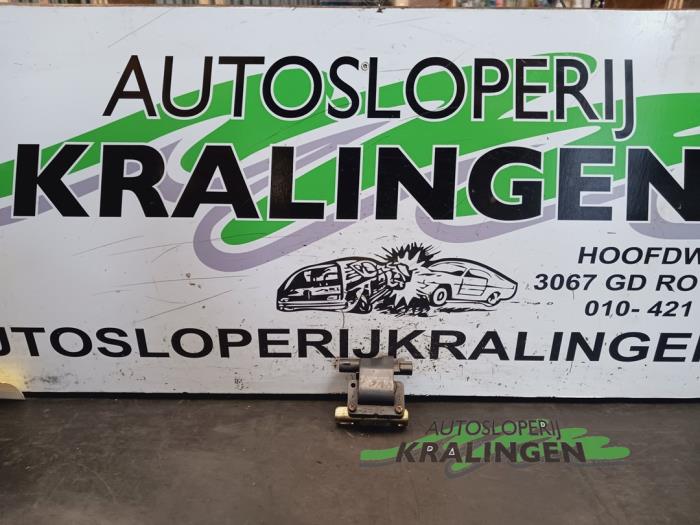 Gebruikte Bobine Daihatsu Cuore (L251/271/276) 850,Domino Prijs € 19,98 Margeregeling aangeboden door Autosloperij Kralingen B.V.