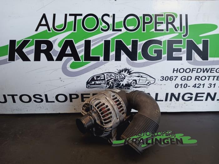 Gebruikte Dynamo BMW 3 serie (E46/2) 323 Ci 24V Prijs € 99,99 Margeregeling aangeboden door Autosloperij Kralingen B.V.