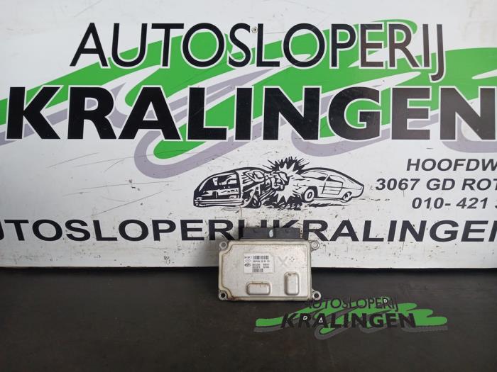 Gebruikte Computer Motormanagement Renault Twingo (C06) 1.2 16V Prijs € 99,99 Margeregeling aangeboden door Autosloperij Kralingen B.V.