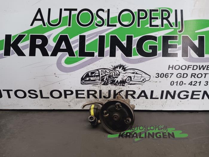 Gebruikte Pomp Servo Mitsubishi Galant (EA/EC) 2.4 GDI 16V Prijs € 69,98 Margeregeling aangeboden door Autosloperij Kralingen B.V.