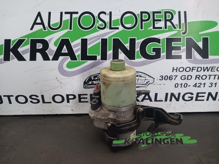 Gebruikte Stuurpomp Audi A2 (8Z0) 1.4 TDI Prijs € 99,99 Margeregeling aangeboden door Autosloperij Kralingen B.V.