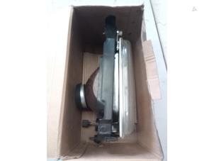 Gebruikte Koplamp rechts Opel Kadett Prijs € 50,00 Margeregeling aangeboden door Autosloopbedrijf gebr. Maris