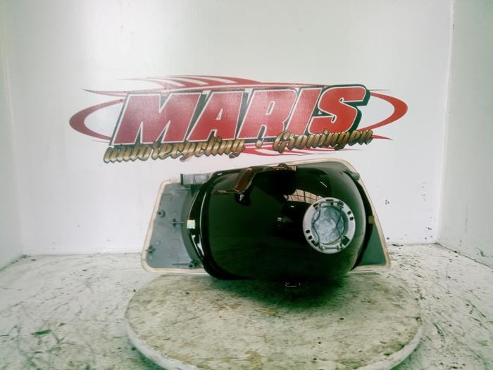 Koplamp rechts van een Peugeot 505 1987