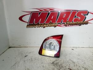 Gebruikte Achterlicht rechts Volkswagen Golf Plus (5M1/1KP) 1.6 FSI 16V Prijs € 20,00 Margeregeling aangeboden door Autosloopbedrijf gebr. Maris