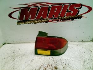 Gebruikte Achterlicht rechts Saab 9-3 I (YS3D) 2.0t 16V Ecopower Prijs € 25,00 Margeregeling aangeboden door Autosloopbedrijf gebr. Maris