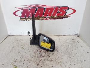 Gebruikte Buitenspiegel rechts Ford Focus C-Max 1.6 16V Prijs € 35,00 Margeregeling aangeboden door Autosloopbedrijf gebr. Maris