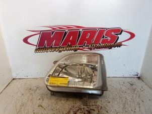 Gebruikte Koplamp links Opel Agila (A) 1.0 12V Prijs € 25,00 Margeregeling aangeboden door Autosloopbedrijf gebr. Maris