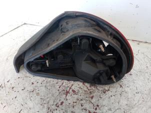 Gebruikte Achterlicht links Jaguar X-type 2.5 V6 24V Prijs € 30,00 Margeregeling aangeboden door Autosloopbedrijf gebr. Maris