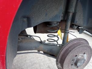Gebruikte Veerschroef achter Seat Ibiza IV SC (6J1) 1.2 12V Prijs € 20,00 Margeregeling aangeboden door Autosloopbedrijf gebr. Maris