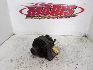 Gebruikte Dynamo Volvo V70 (SW) 2.4 D5 20V Prijs € 40,00 Margeregeling aangeboden door Autosloopbedrijf gebr. Maris