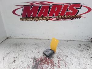 Gebruikte Kachel Weerstand Toyota Corolla Verso (R10/11) 1.8 16V VVT-i Prijs € 15,00 Margeregeling aangeboden door Autosloopbedrijf gebr. Maris