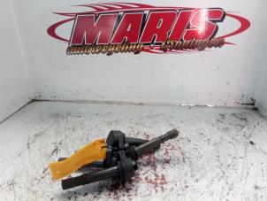 Gebruikte Pen Bobine Honda Civic (EP/EU) 1.6 16V VTEC Prijs € 10,00 Margeregeling aangeboden door Autosloopbedrijf gebr. Maris