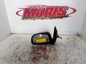 Gebruikte Spiegel Buiten links Mitsubishi Space Star (DG) 1.3 16V Prijs € 20,00 Margeregeling aangeboden door Autosloopbedrijf gebr. Maris