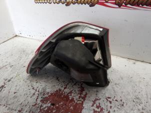 Gebruikte Achterlicht rechts BMW 3 serie (E46/4) 316i 16V Prijs € 20,00 Margeregeling aangeboden door Autosloopbedrijf gebr. Maris