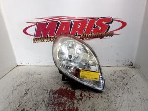 Gebruikte Rechter Koplamp Renault Kangoo Express (FC) 1.5 dCi 60 Prijs € 25,00 Margeregeling aangeboden door Autosloopbedrijf gebr. Maris