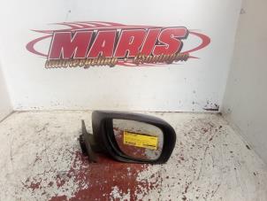 Gebruikte Buitenspiegel rechts Mazda 5 (CR19) 1.8i 16V Prijs € 30,00 Margeregeling aangeboden door Autosloopbedrijf gebr. Maris