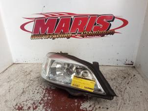 Gebruikte Koplamp rechts Opel Astra G (F08/48) 1.6 16V Prijs € 25,00 Margeregeling aangeboden door Autosloopbedrijf gebr. Maris