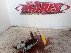 Gebruikte Motor Ruitenwisser achter Volvo XC90 I 2.5 T 20V Prijs € 75,00 Margeregeling aangeboden door Autosloopbedrijf gebr. Maris