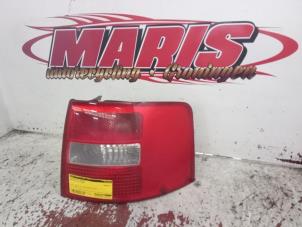 Gebruikte Achterlicht rechts Audi A6 Avant (C5) 2.4 V6 30V Prijs € 20,00 Margeregeling aangeboden door Autosloopbedrijf gebr. Maris